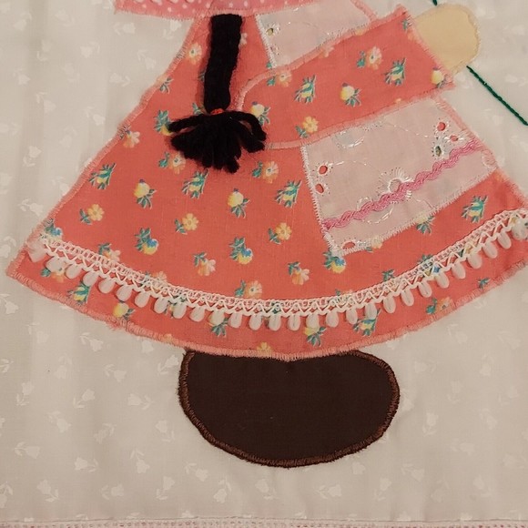 Set Of 2 Sunbonnet Sue Sam Handmade Pillow Covers Pink White Blue Brown 14 x 14 - Picture 6 of 16